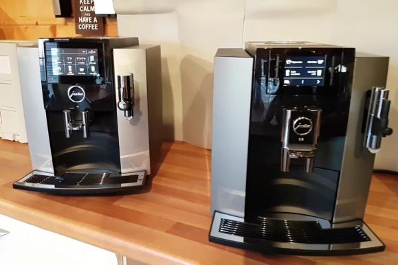 Jura E6 and E8 Review – Thrifty Swiss Coffee Makers with Color Display